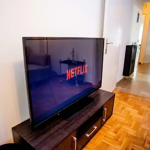Center On The Sea Apartment
